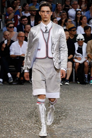 Moncler Gamme Bleu / - 2015